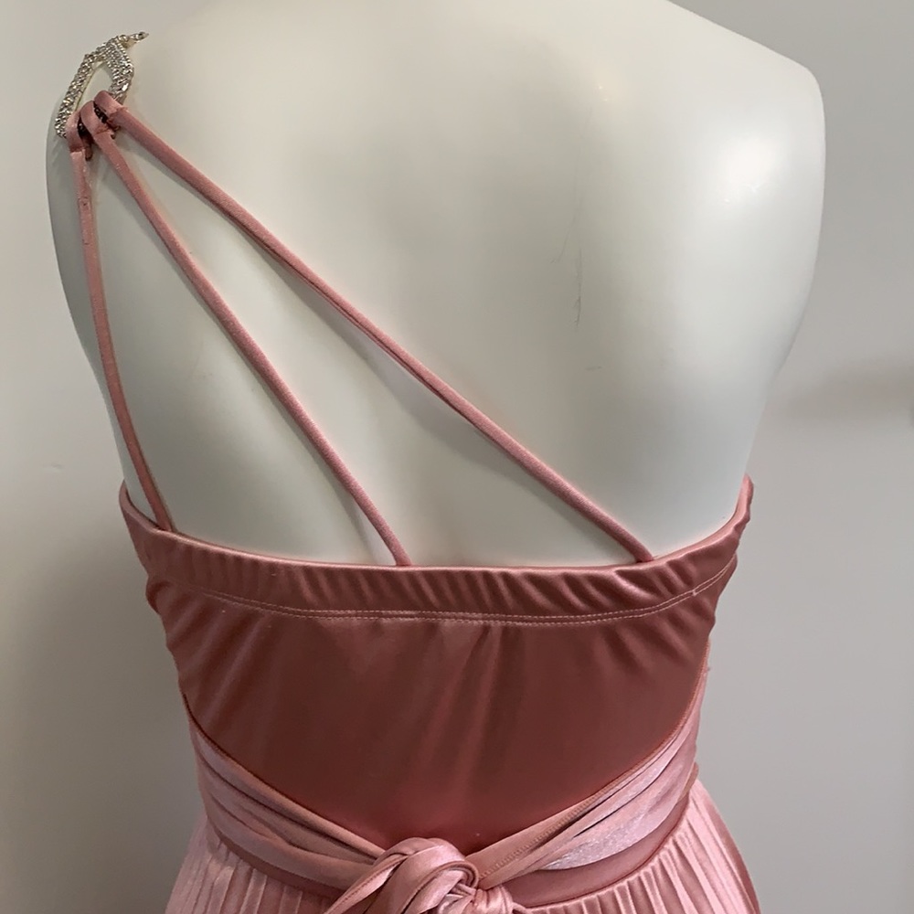 Pink one shoulder dress - Picture 6 of 16
